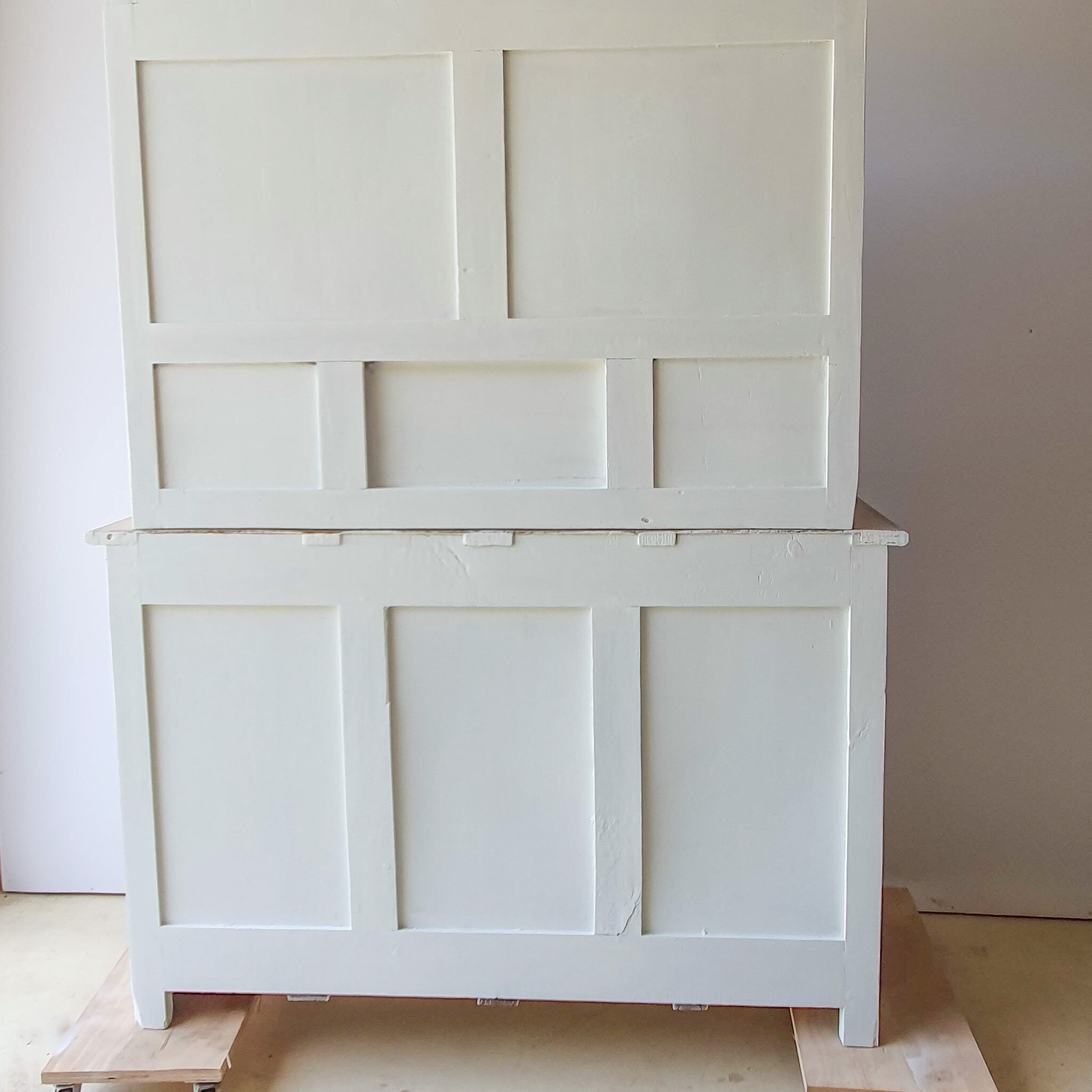 Buffet Mado restored