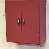 Retro medicine cabinet