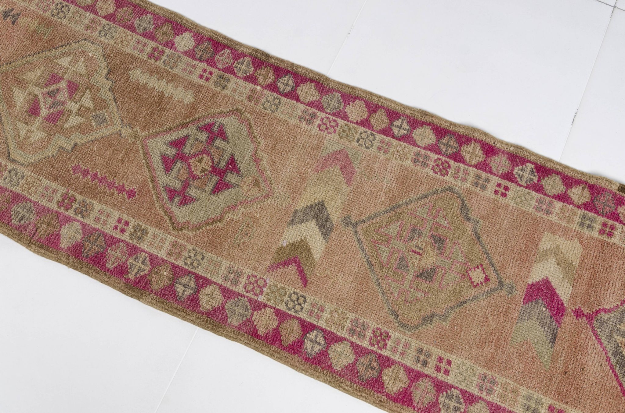 Tapis de couloir antique anatolien