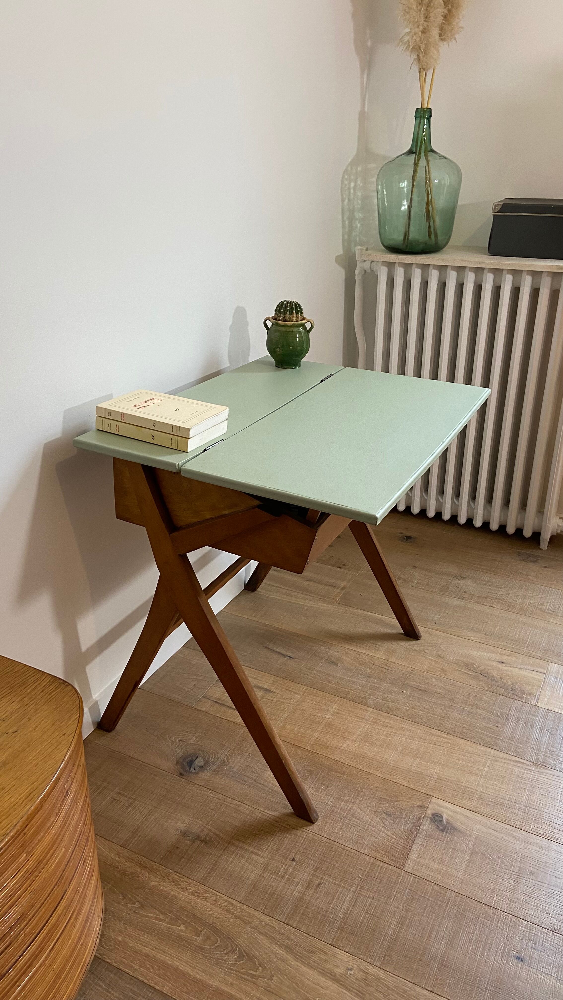 Bureau enfant vintage pieds compas 1950