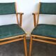 2 fauteuils bridge en bois et velours vert, 1960