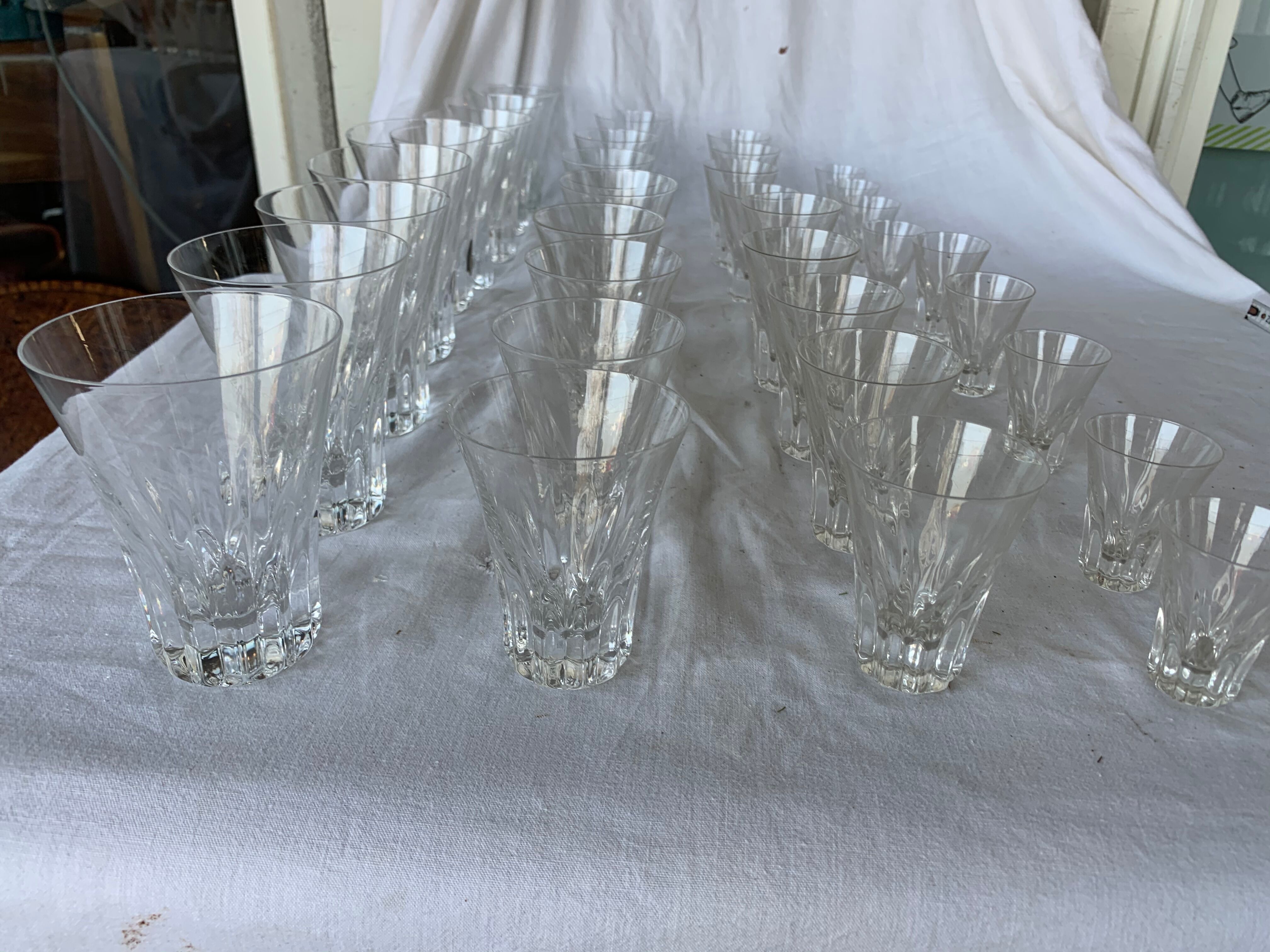 Série de 36 verres en cristal