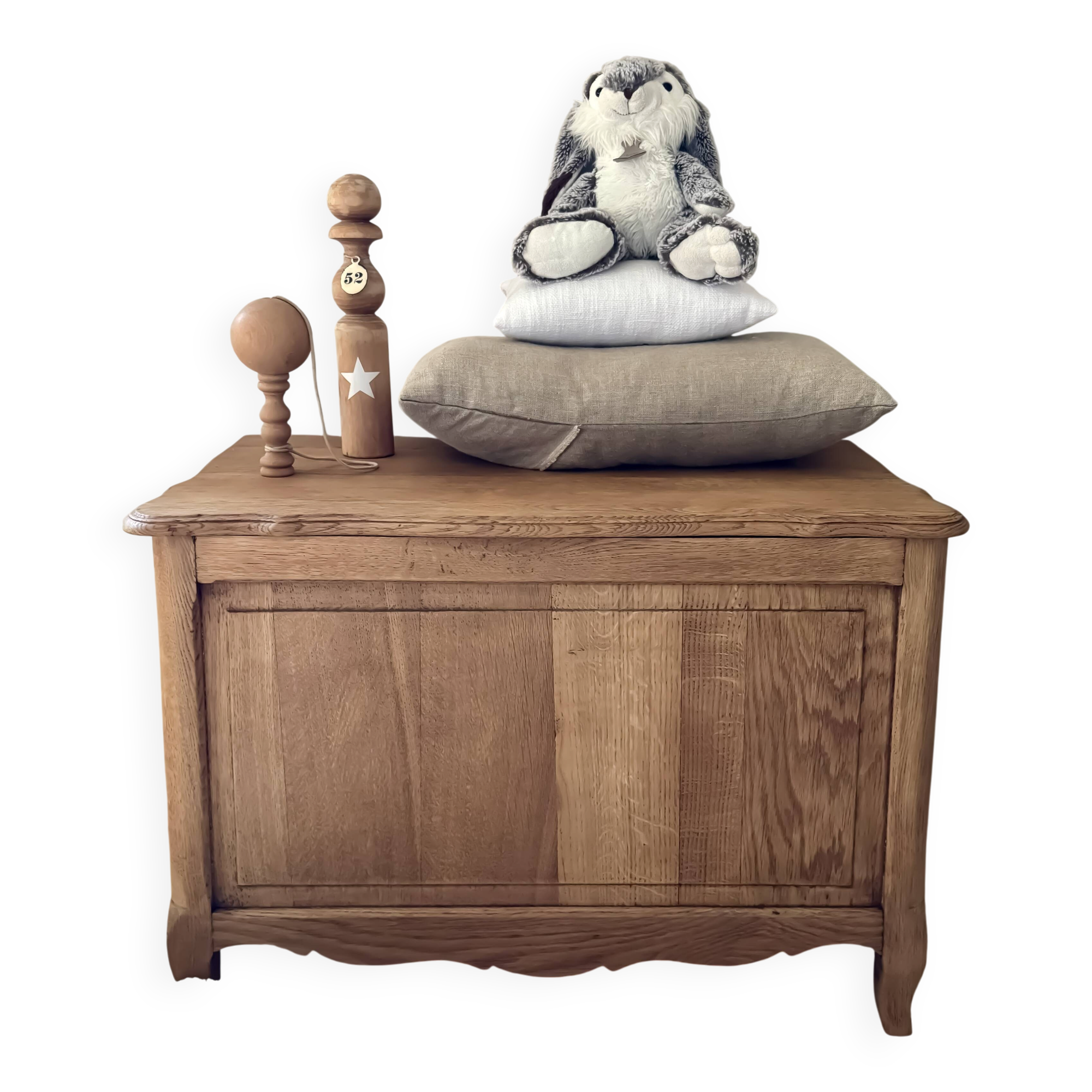 Toy chest