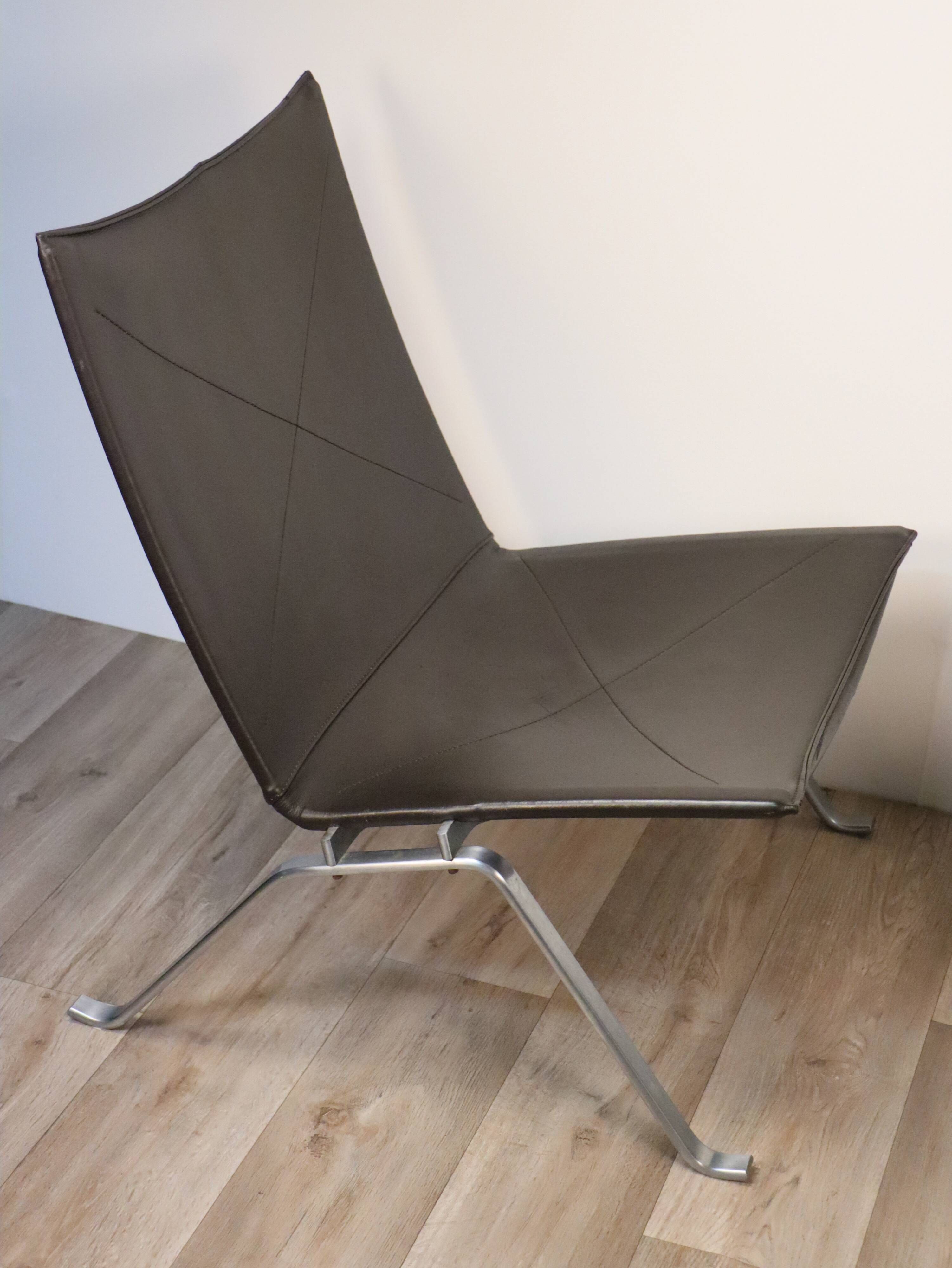 Pair of PK22 armchairs by Poul Kjaerholm for Fritz Hansen