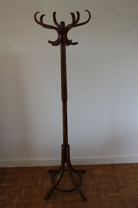Baumann single dark beech parrot coat rack