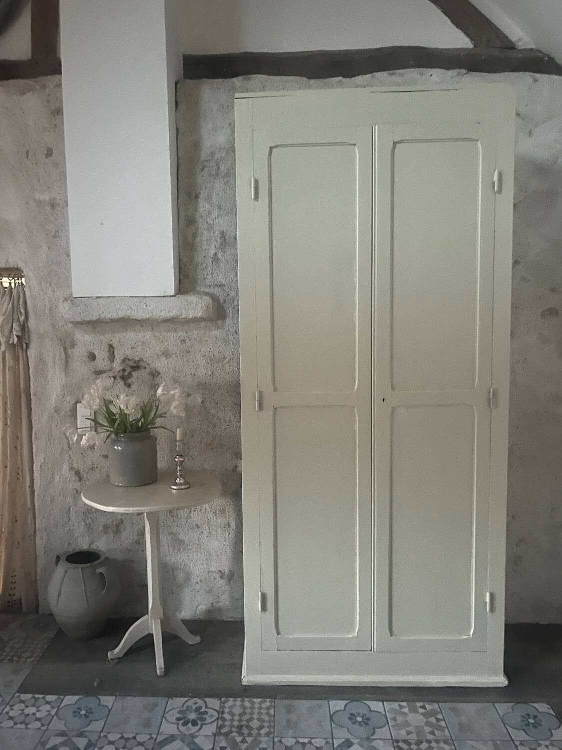 Wardrobe, linen cupboard