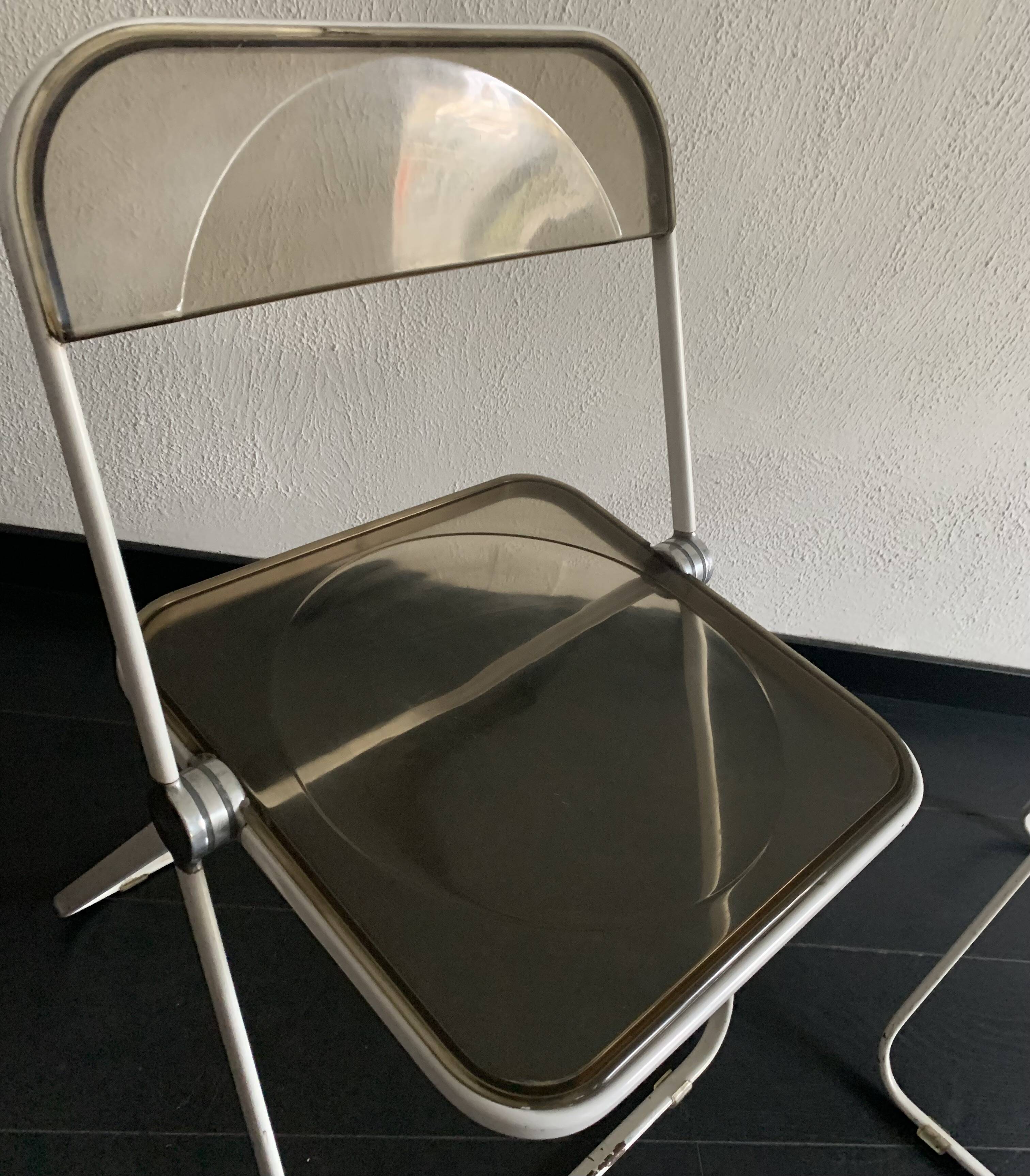 Paire de chaises vintage 1960 Plia par Giancarlo Piretti pour Castelli