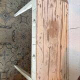 Small country table with 2 drawers