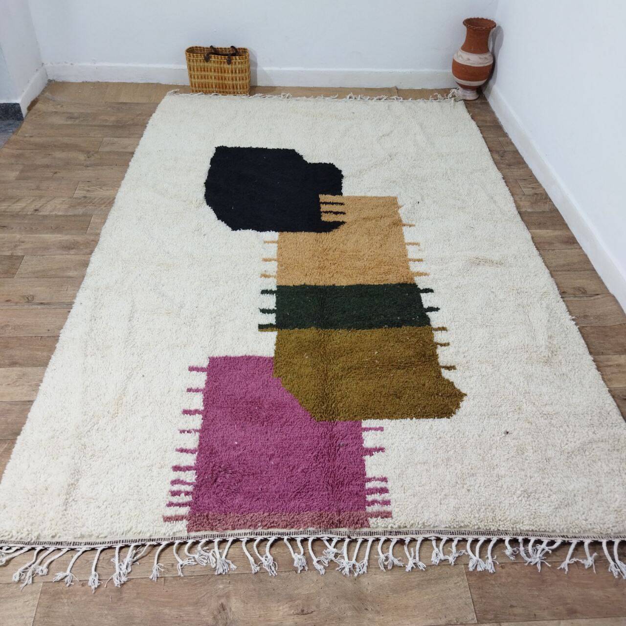 Handmade Moroccan Berber rug 314 x 210 cm