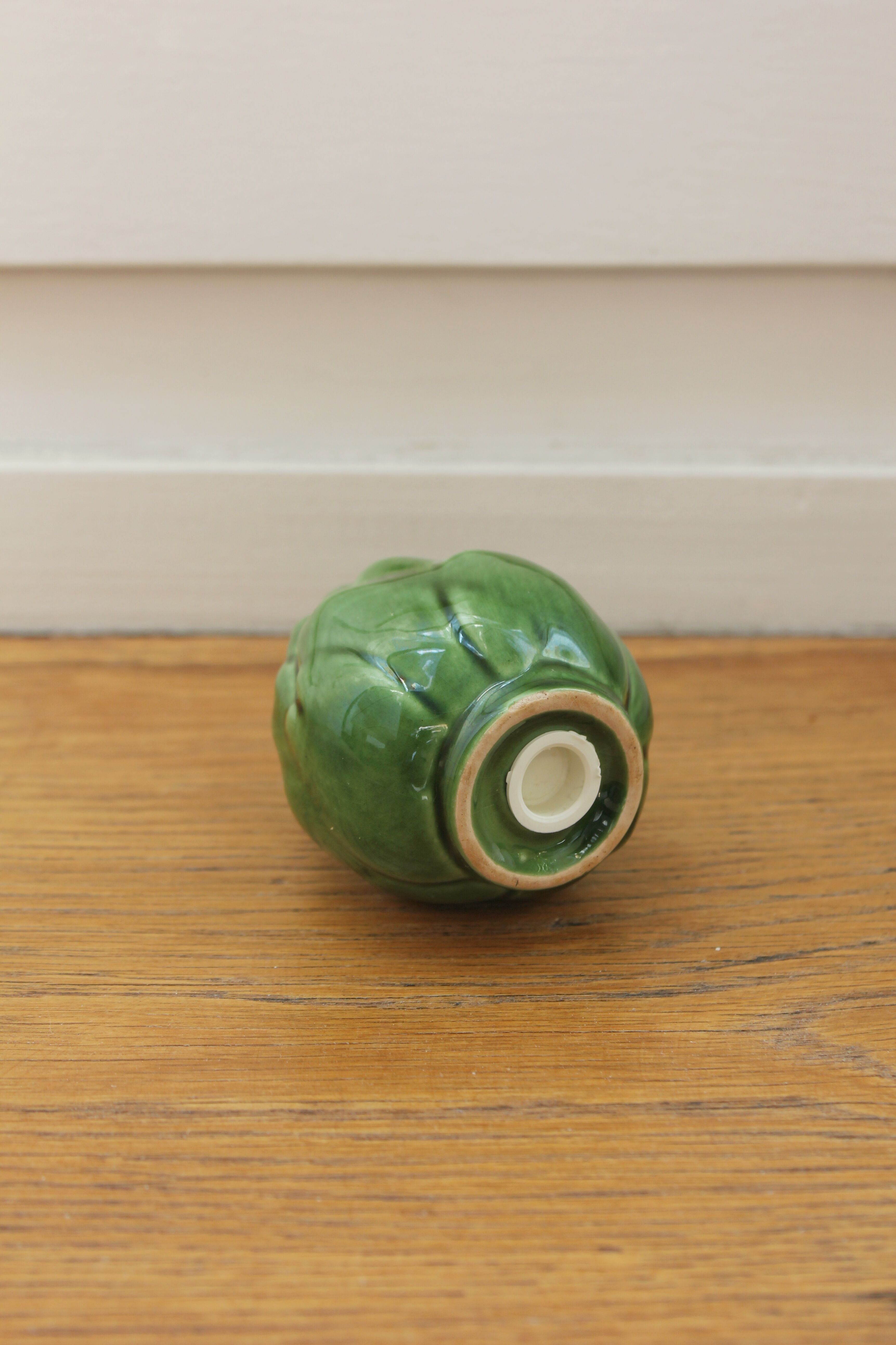 Artichoke salt shaker in vintage slurry