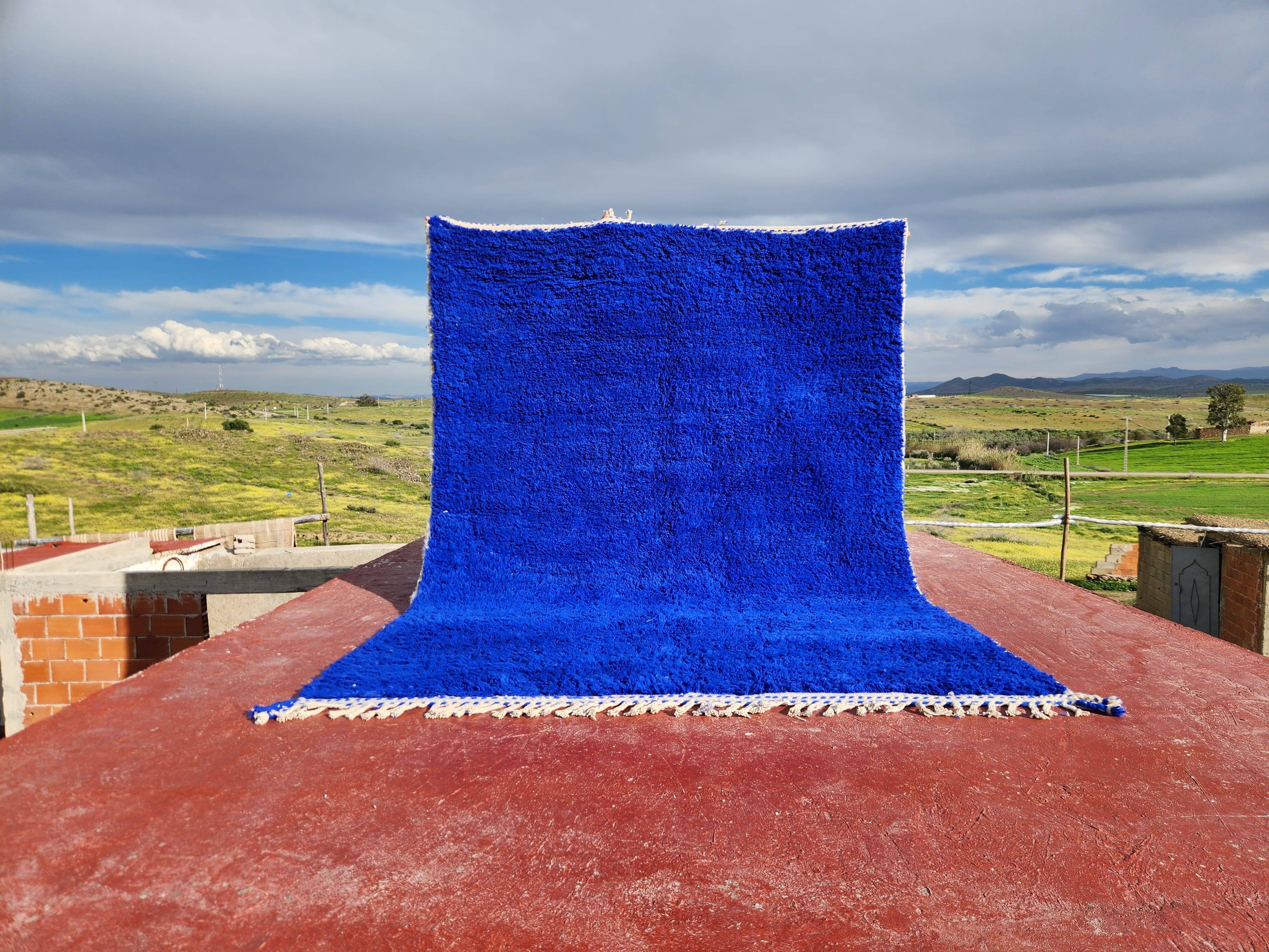 Large Beni Ouarain Berber rug in Majorelle blue, 300x200 cm – thick wool