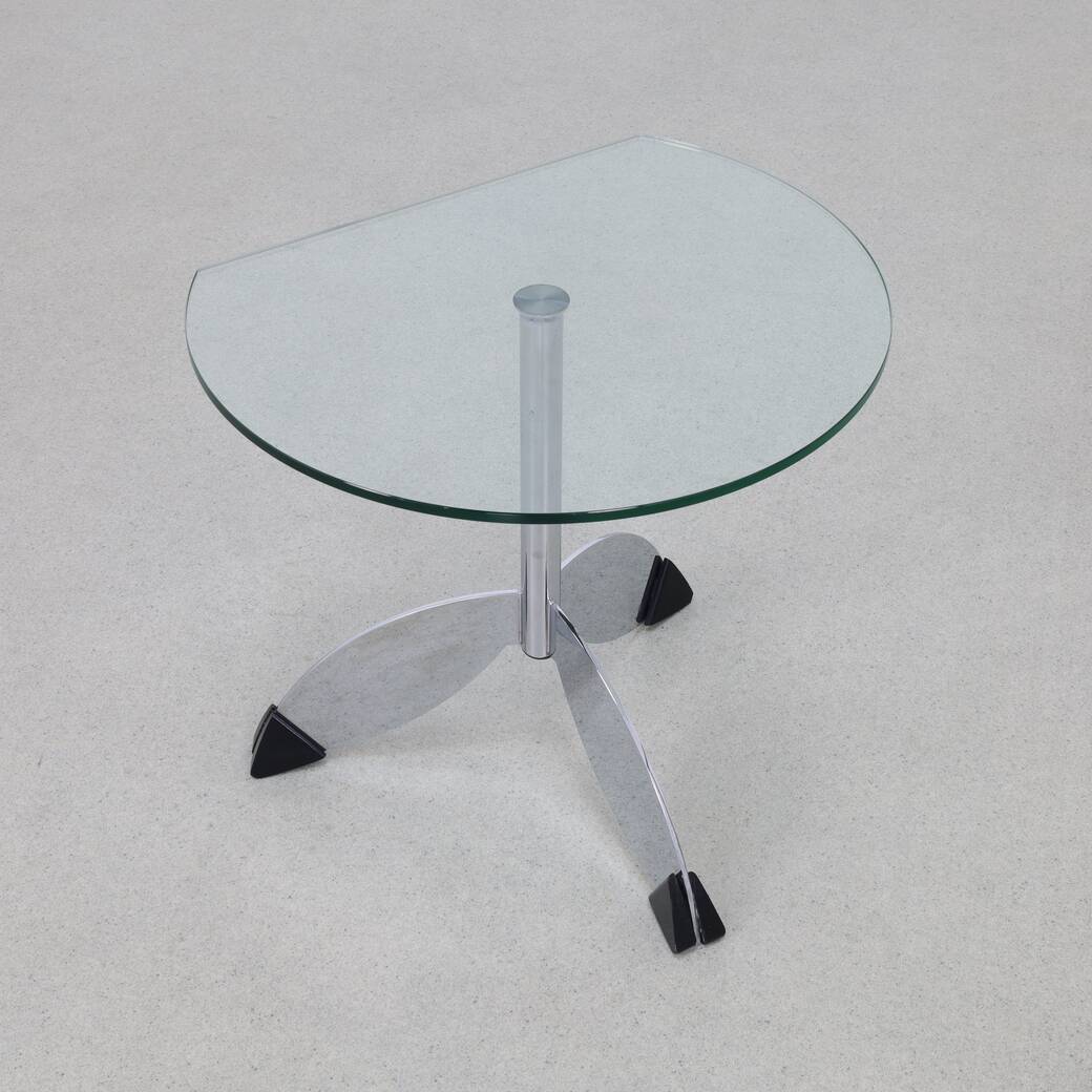 Table d'appoint postmoderne en chrome et verre, années 1980