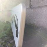 Enameled sign post