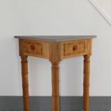 Wooden console table imitating bamboo