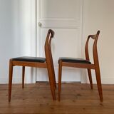 Pair of Scandinavian chairs in teak and skaï, 1965