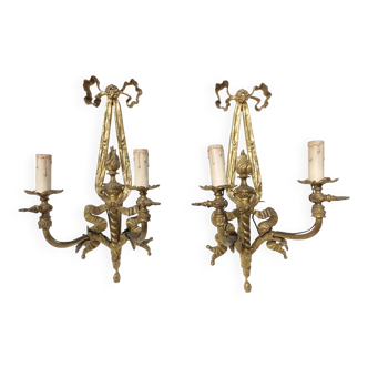 Paire d'appliques anciennes en bronze style Louis XVI