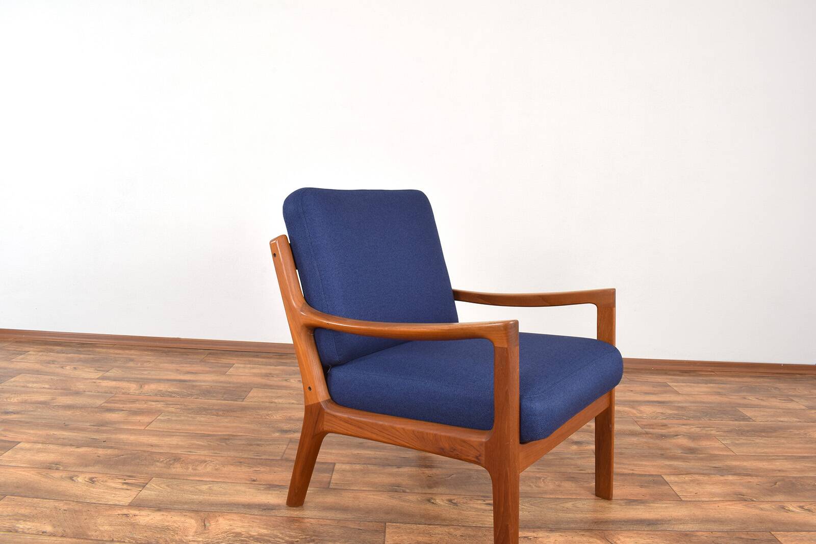 Danish Teak Senator Lounge Chair by Ole Wanscher for Cado, 1960s.