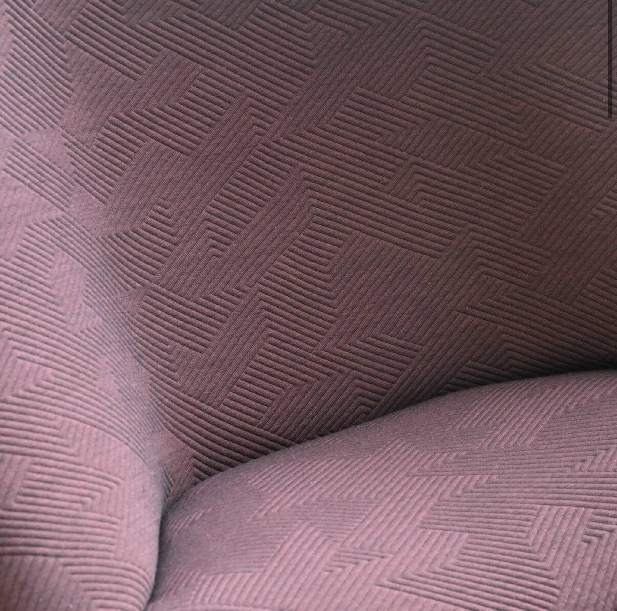 Artifort Oyster chair
