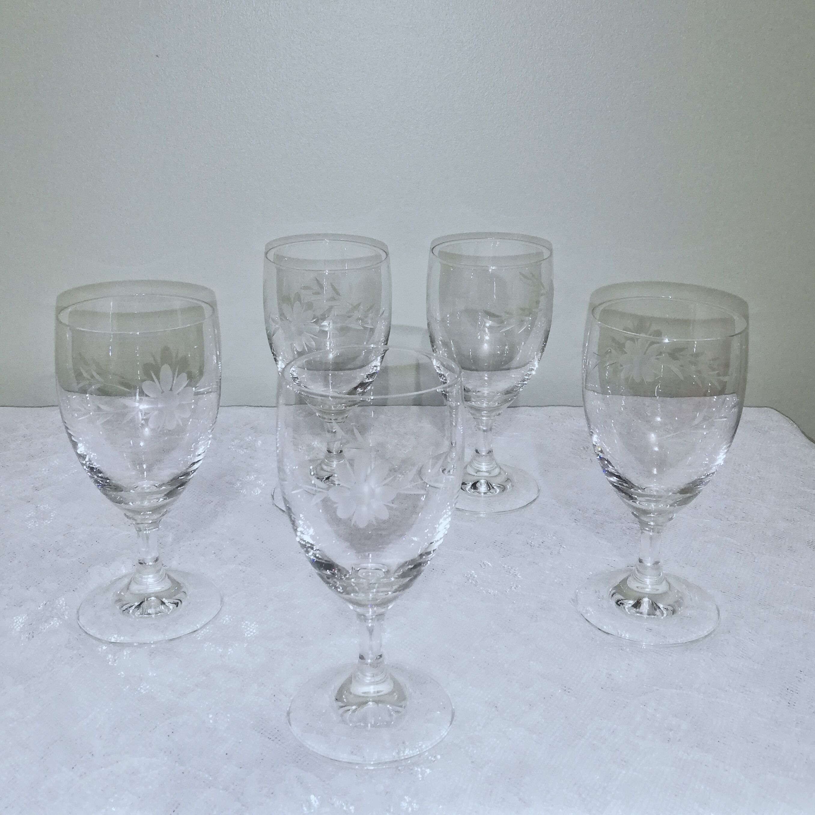 5 12cl crystal wine glasses