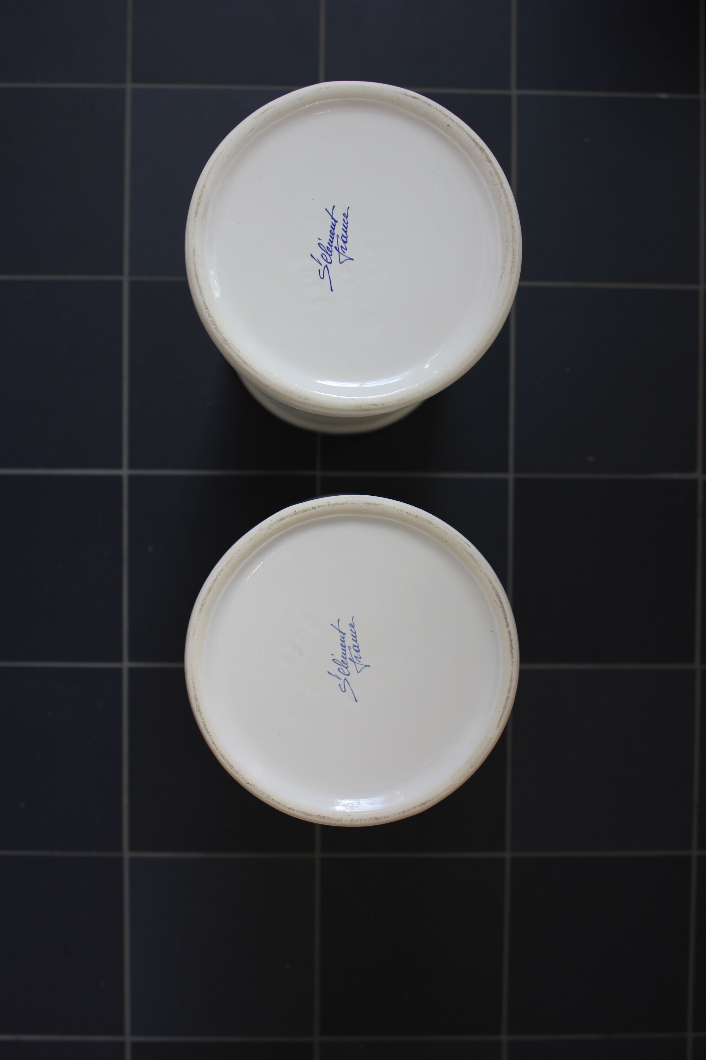 Pair of 2 apothecary jars / pharmacy - saint clement faience
