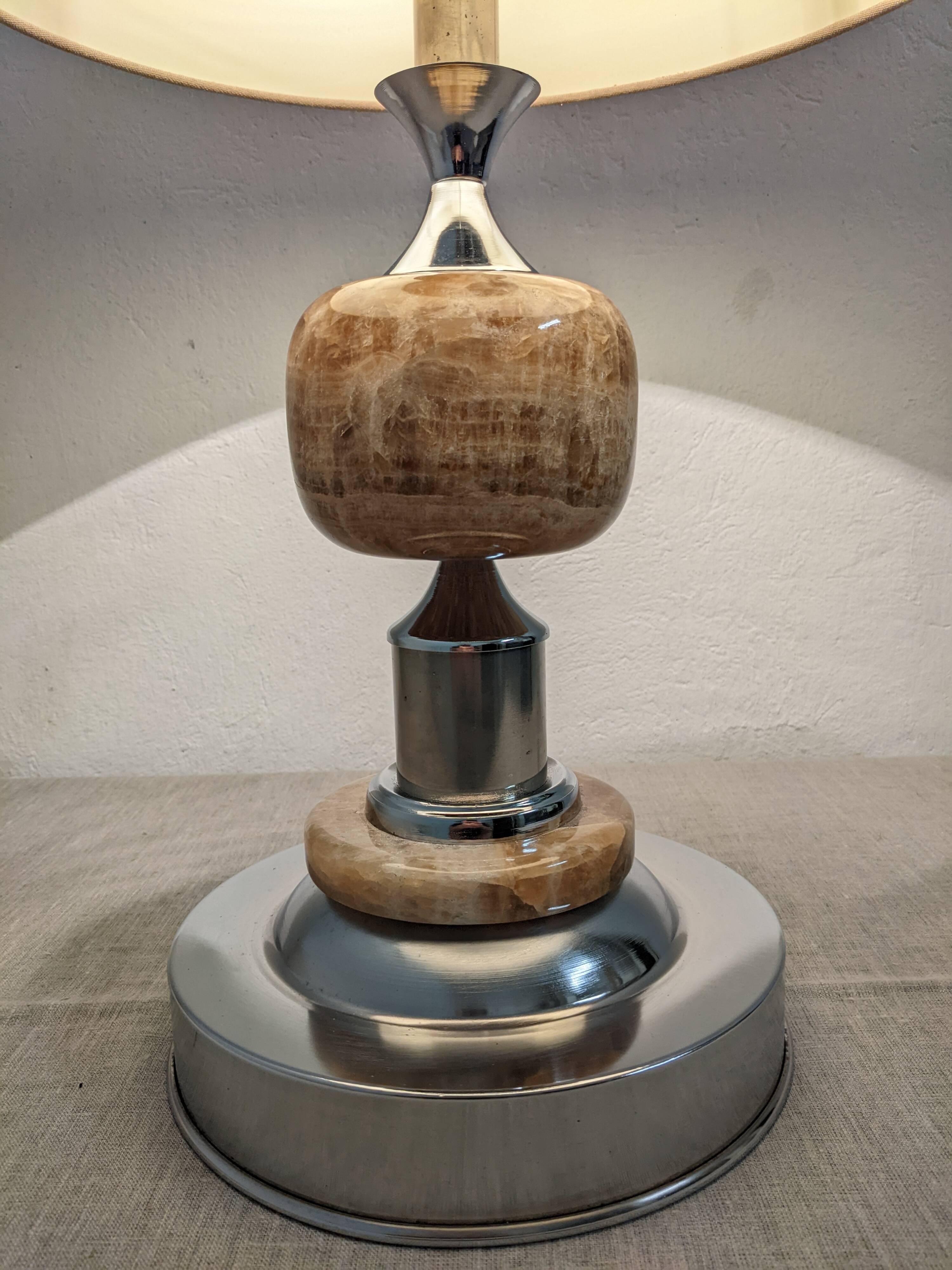 Living lamp in onyx and chromed metal from the 60s/70s