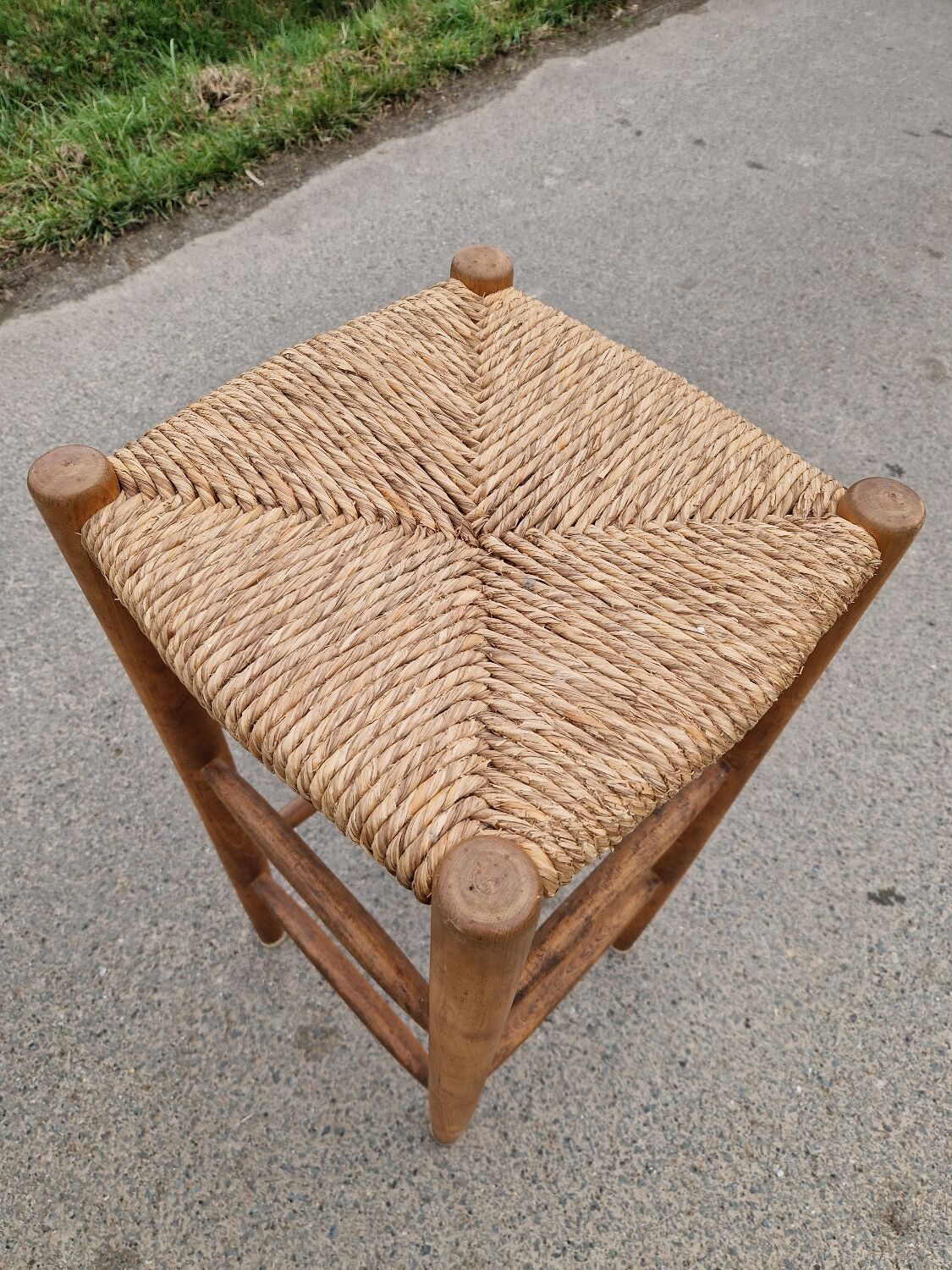 High Stool Model Bauche by Charl