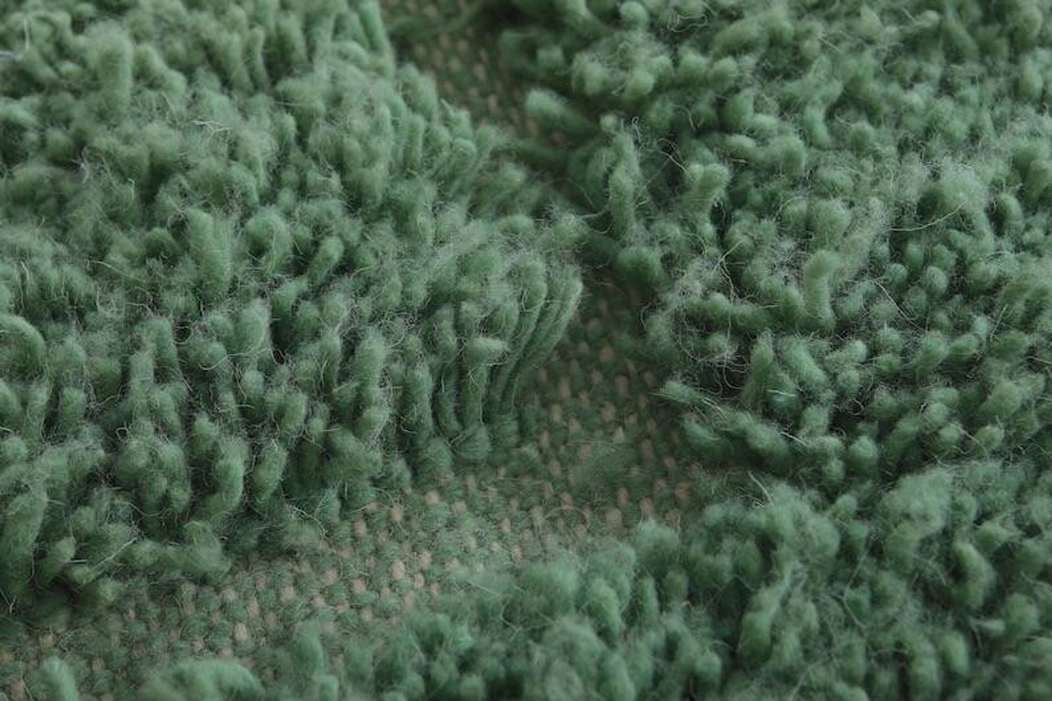 Traditional handwoven Berber rug in green, size 1.5/3.5 m.