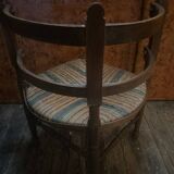 Chaise en bois ancien