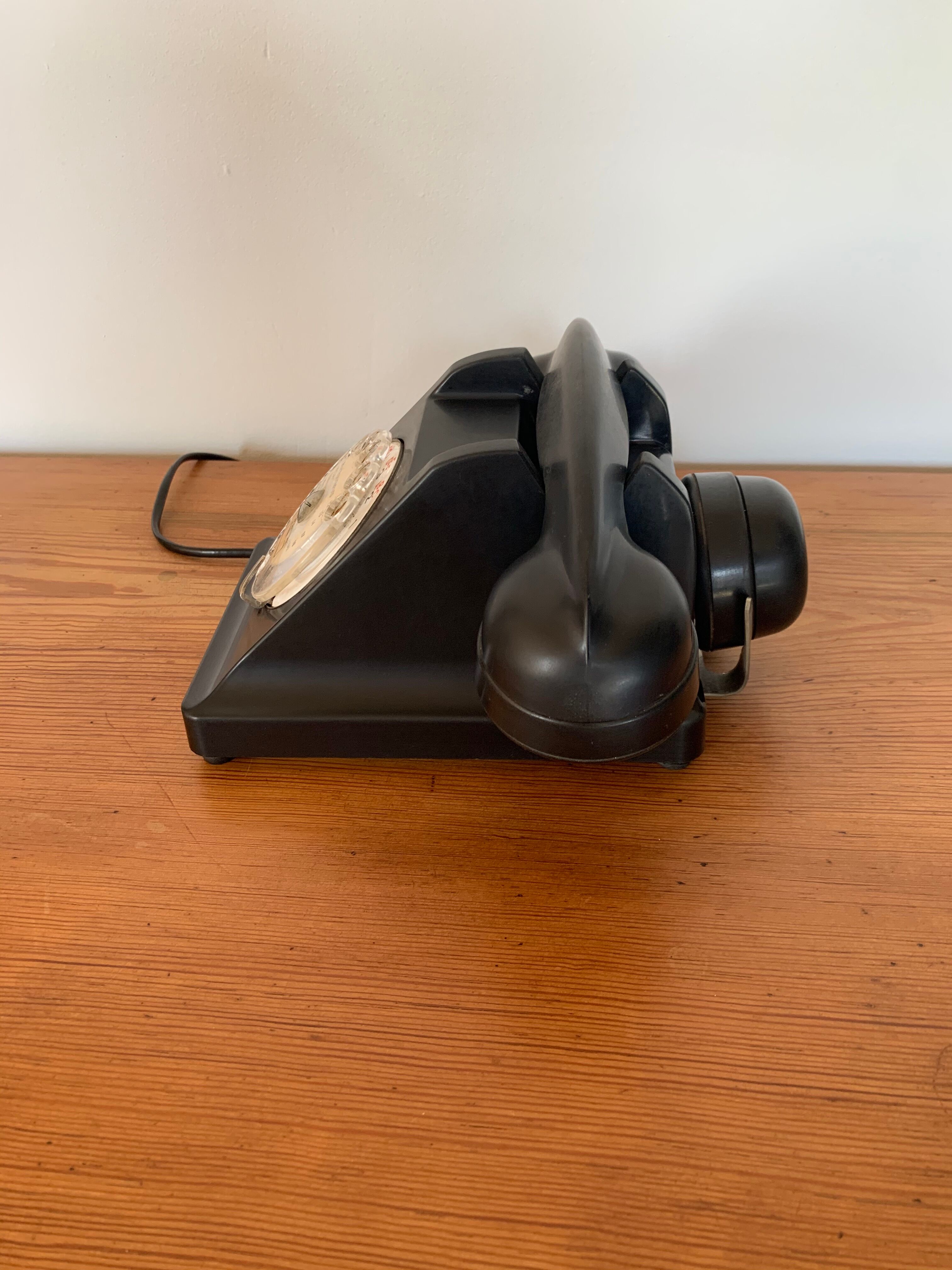 Bakelite dial phone
