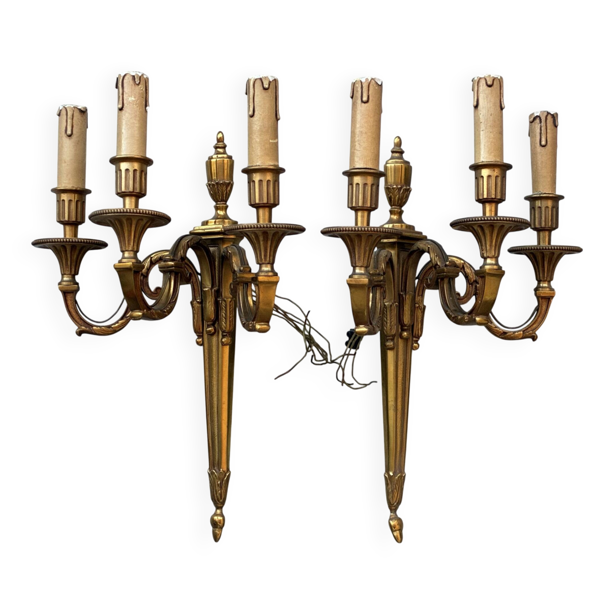 Paires d’appliques bronze Louis XVI Lucien Gau