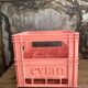 Caisse bouteilles evian