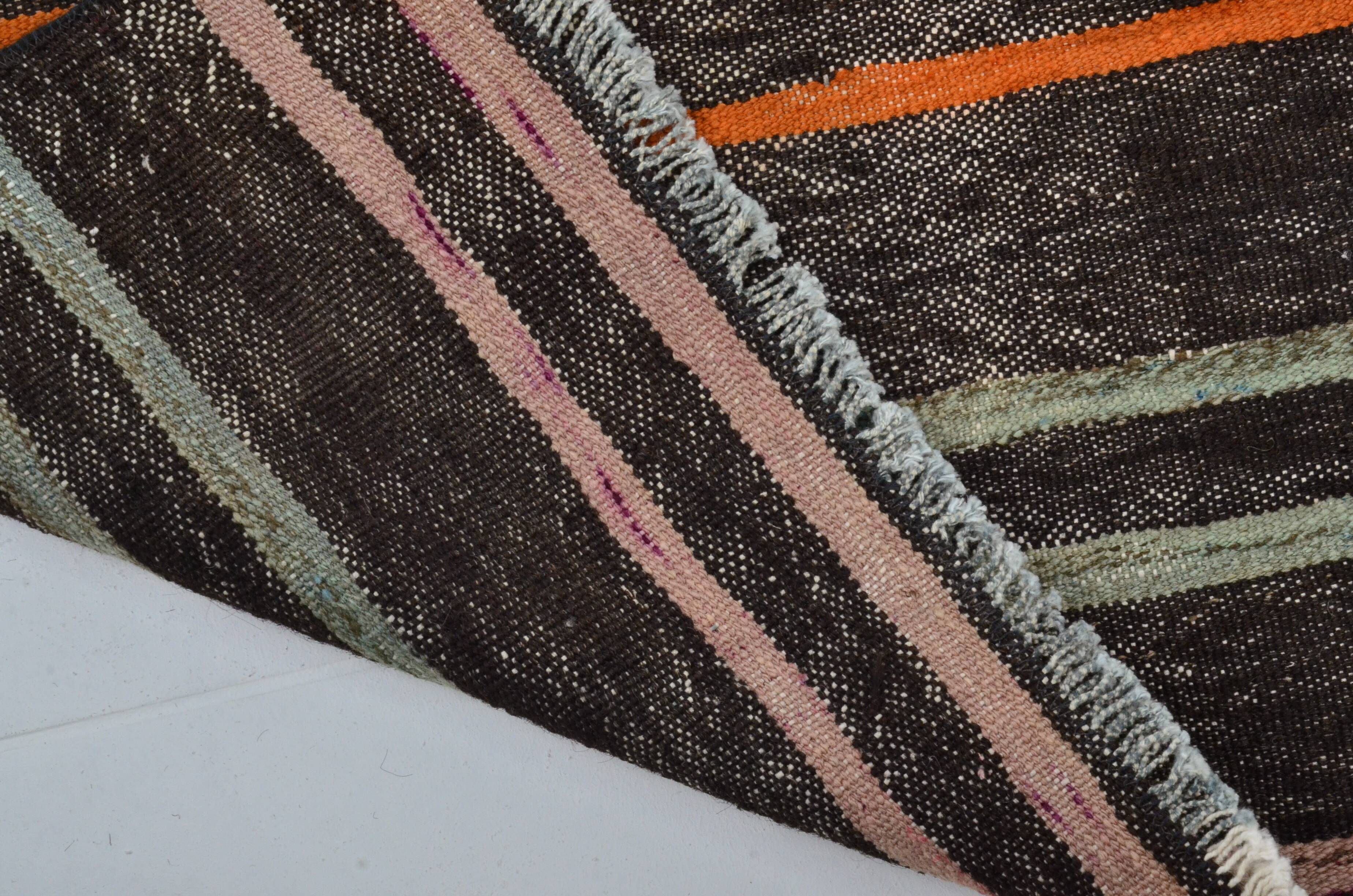 Tapis Kilim Oushak d'Anatolie à rayures