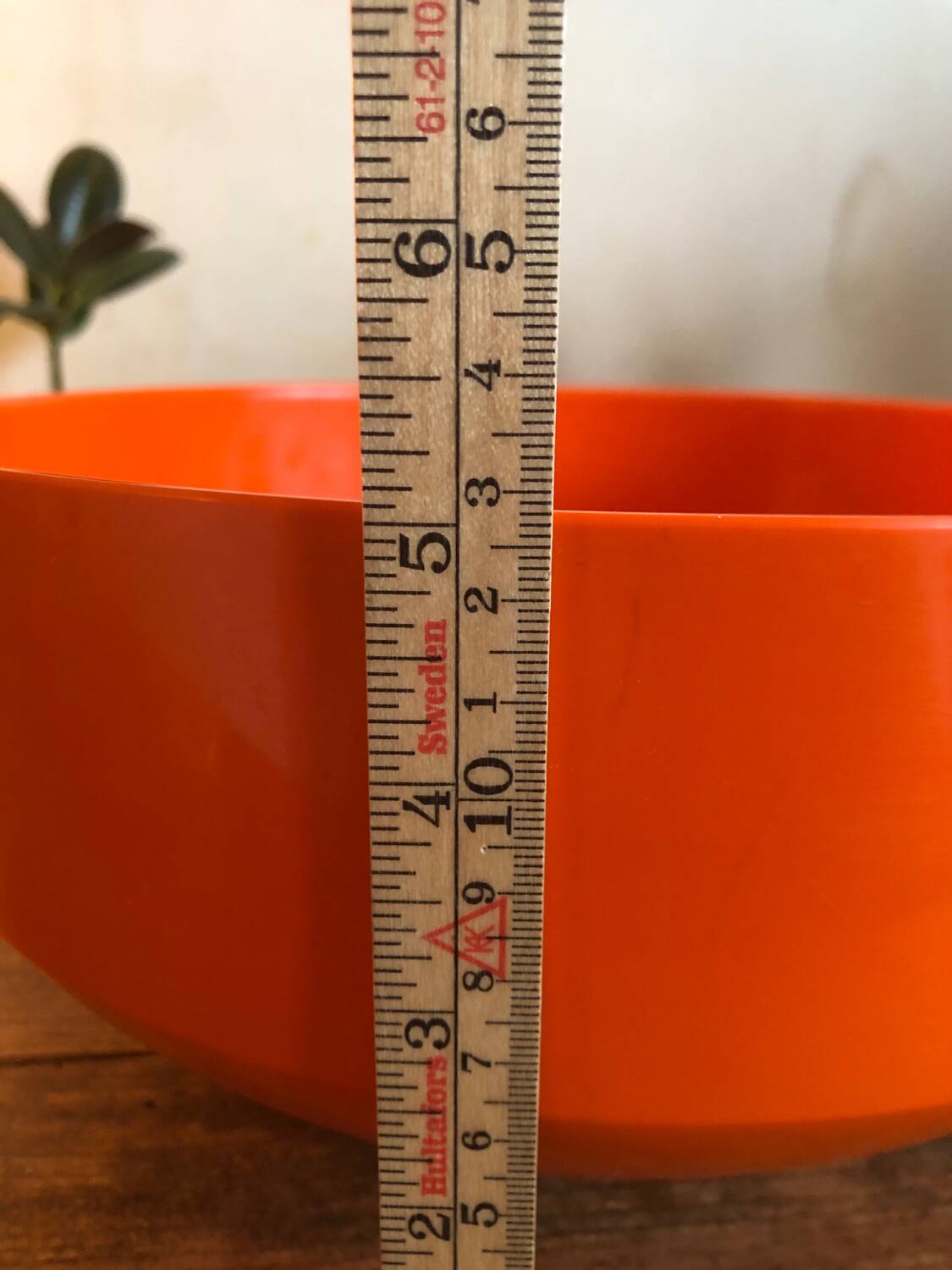 Seventies salad bowl