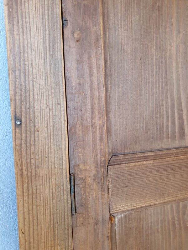 Small Parisian cabinet raw wood