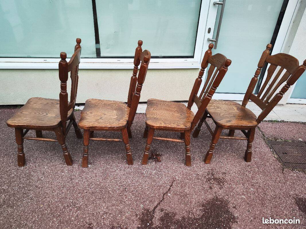 Set of 4 solid wood chairs