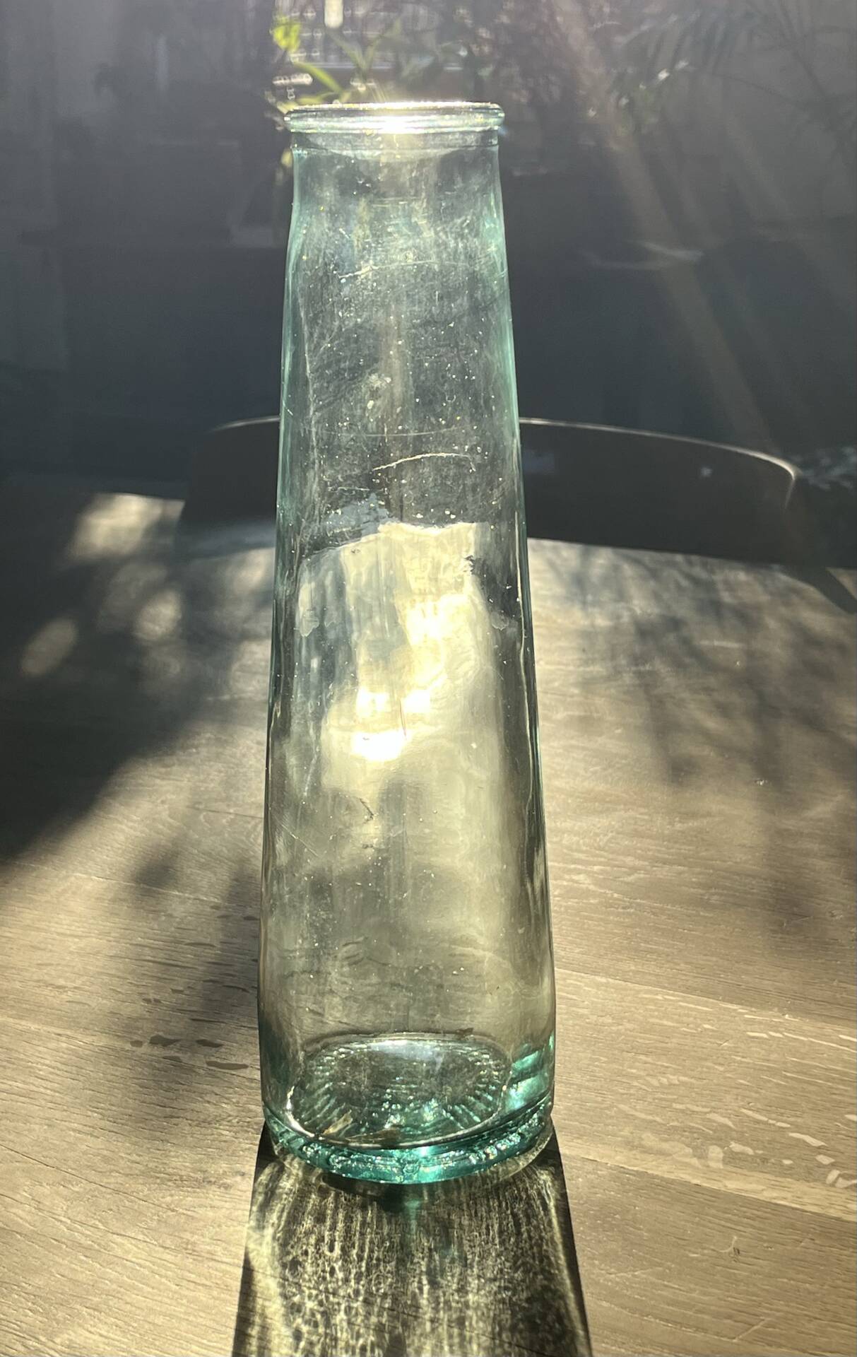 Transparent glass vase