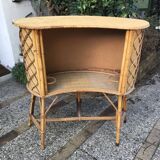 Rattan bar