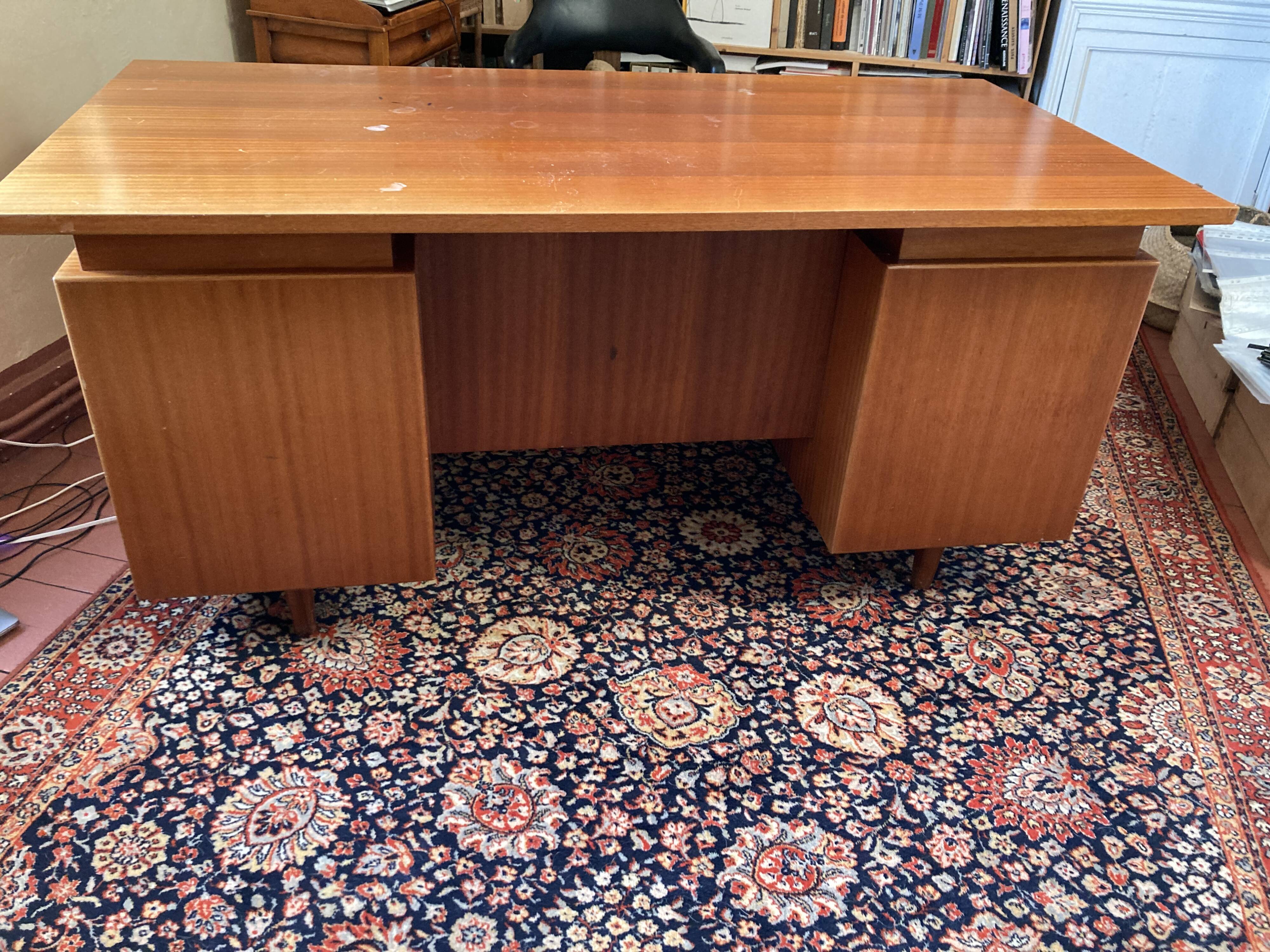 Burwood and Atlar desk