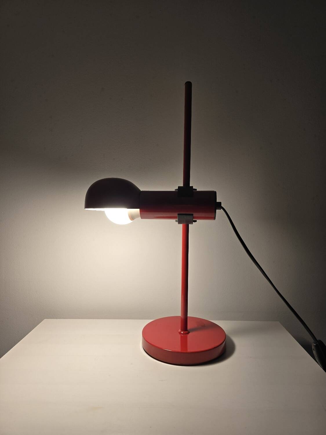 70s Red Table Lamp fully adjustable