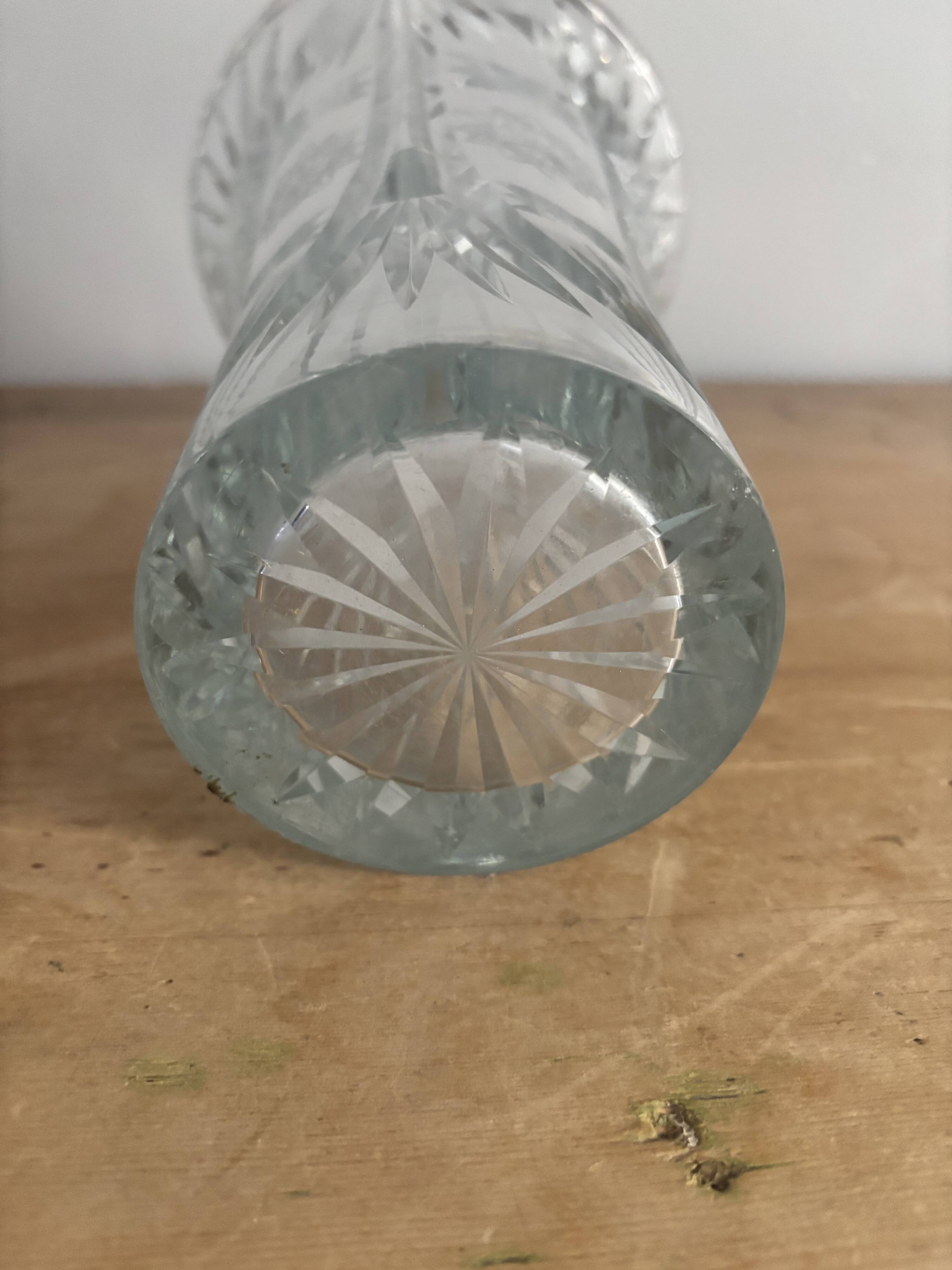 Vase en cristal taillé