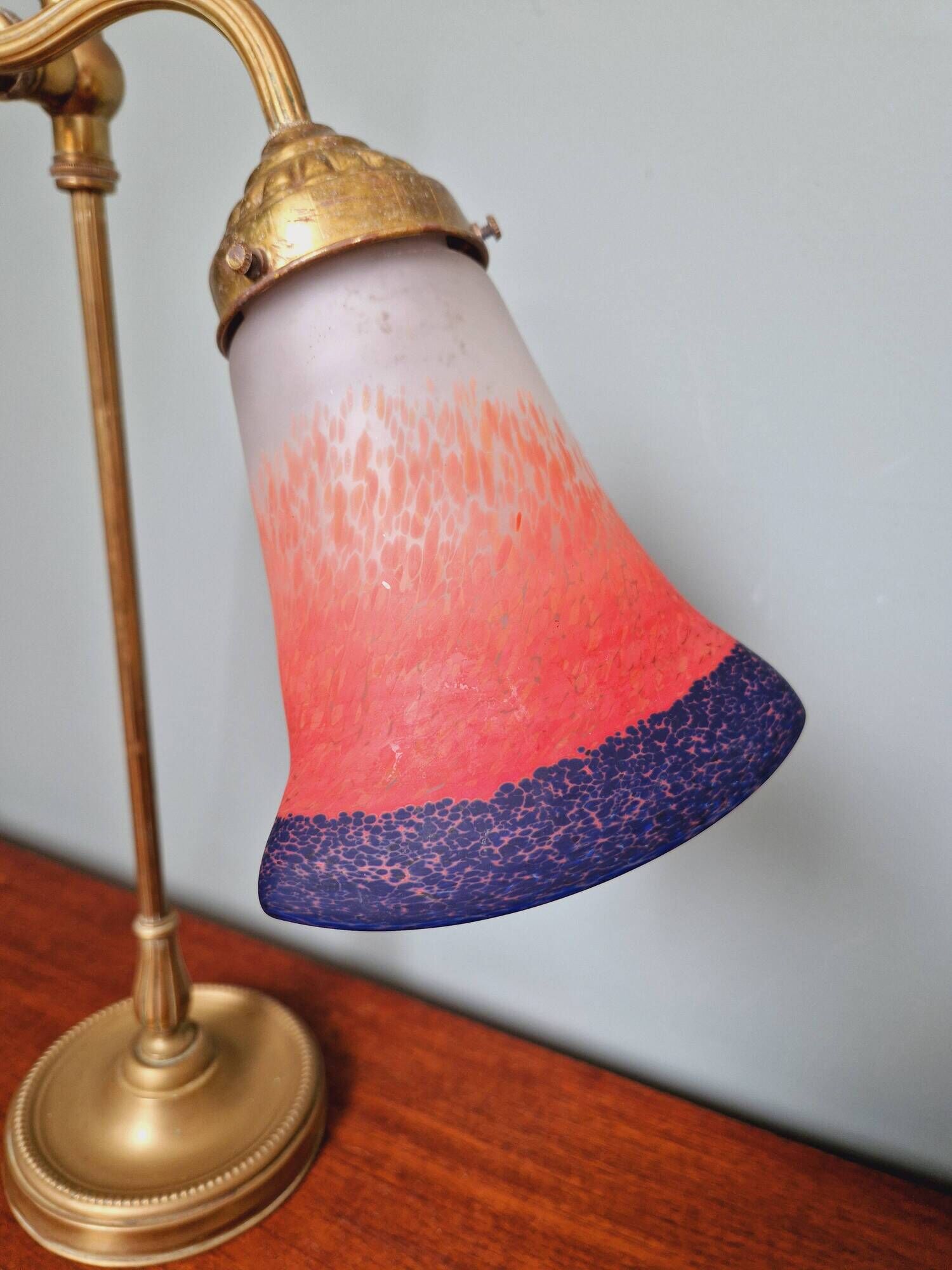 Art Deco desk lamp in brass and satin glass, 1920s-30s