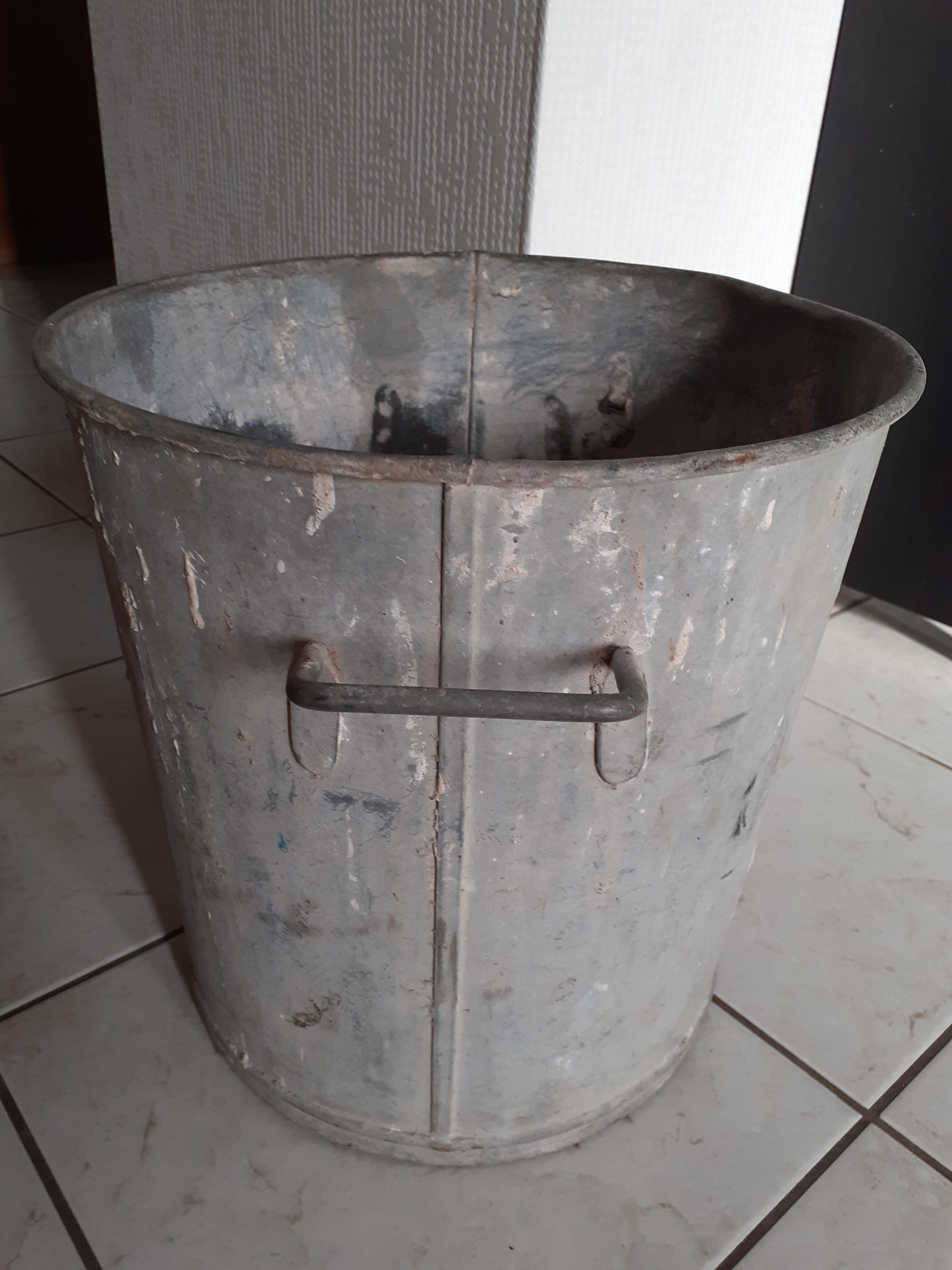 Vintage zinc bucket