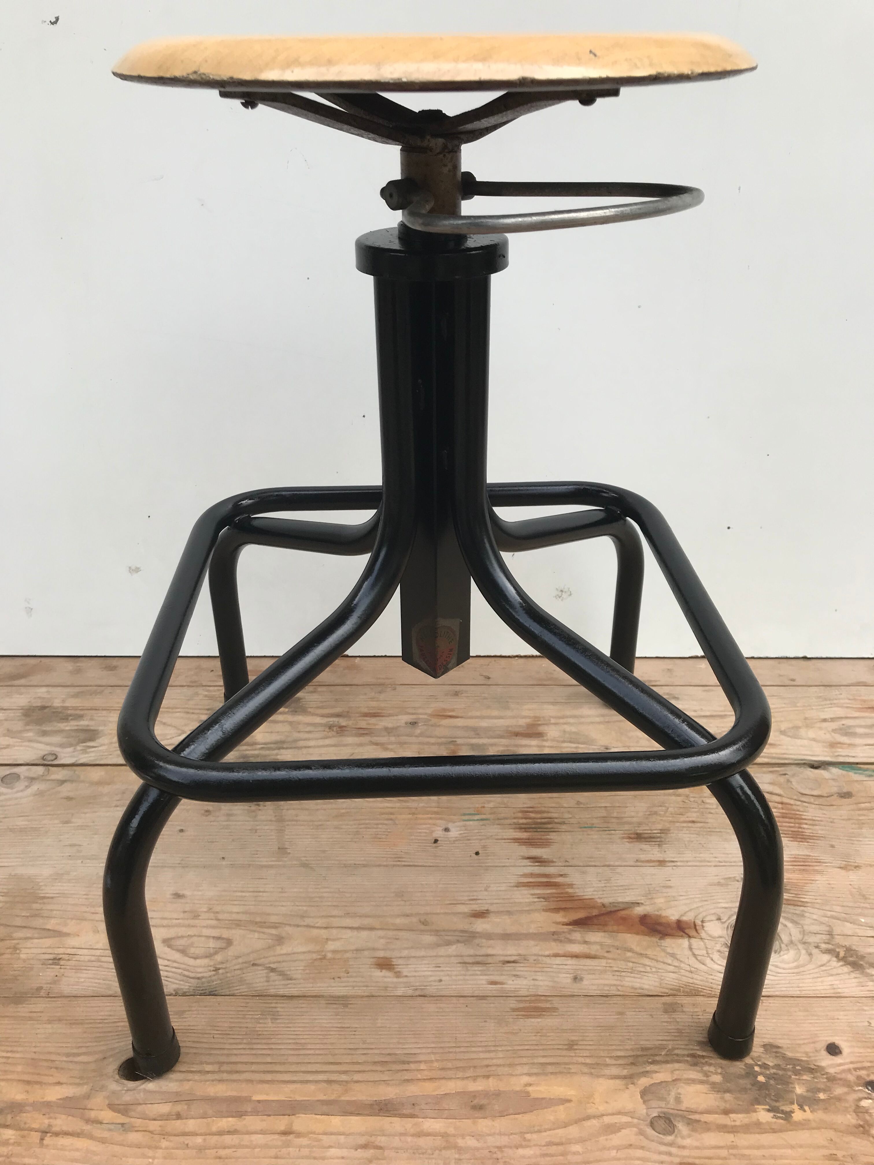 Former HELIOLITHE 50s adjustable Metal & wood Vintage shop stool