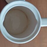 Small coffee maker with floral decoration