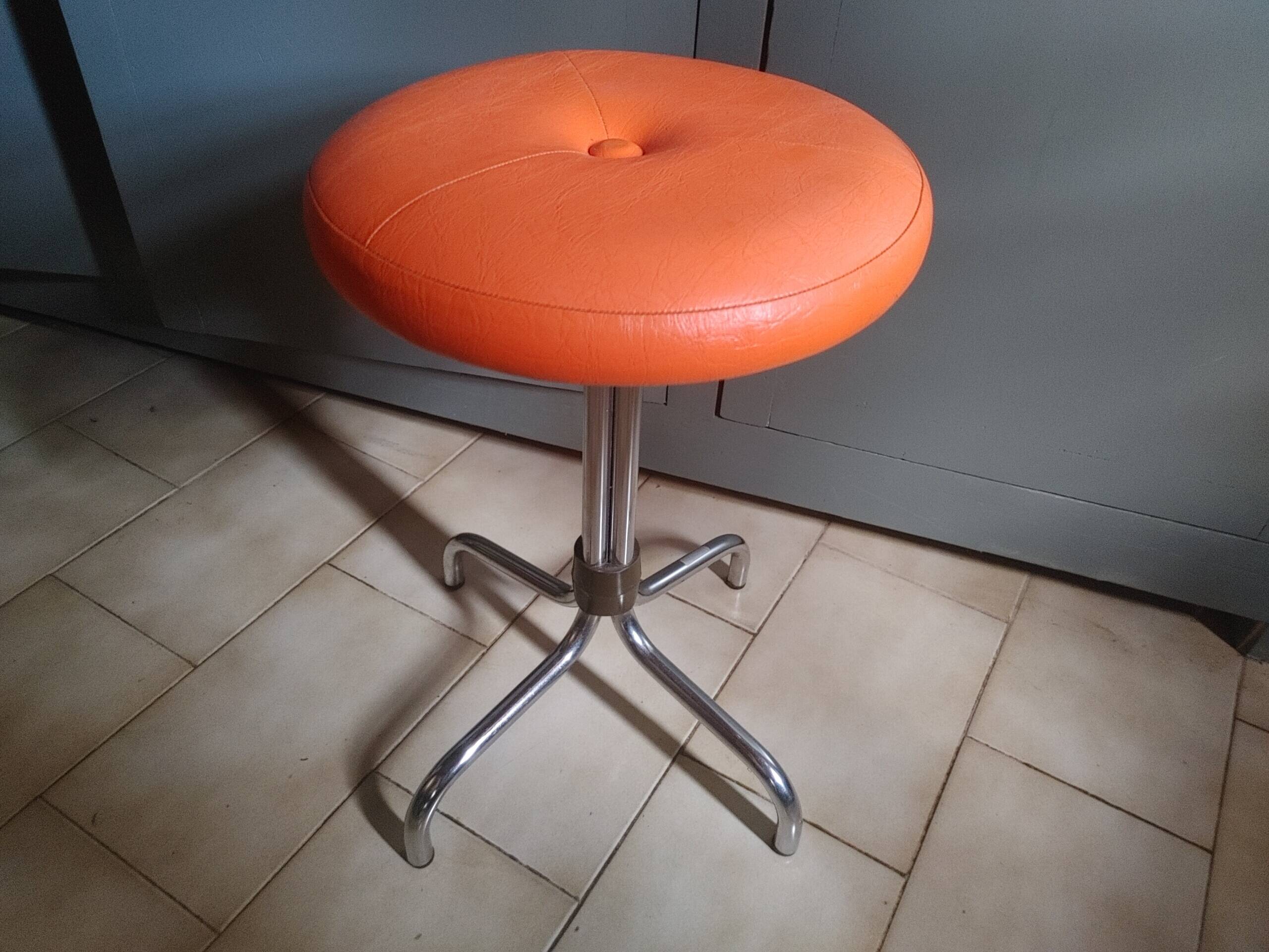 Vintage 70's rotating stool, chrome base, orange imitation leather seat
