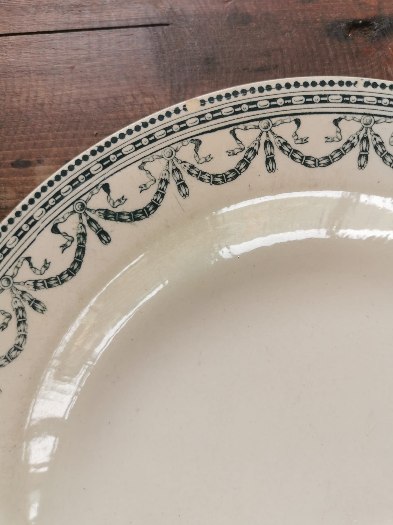 Serving of 6 plates in iron earth, Salins