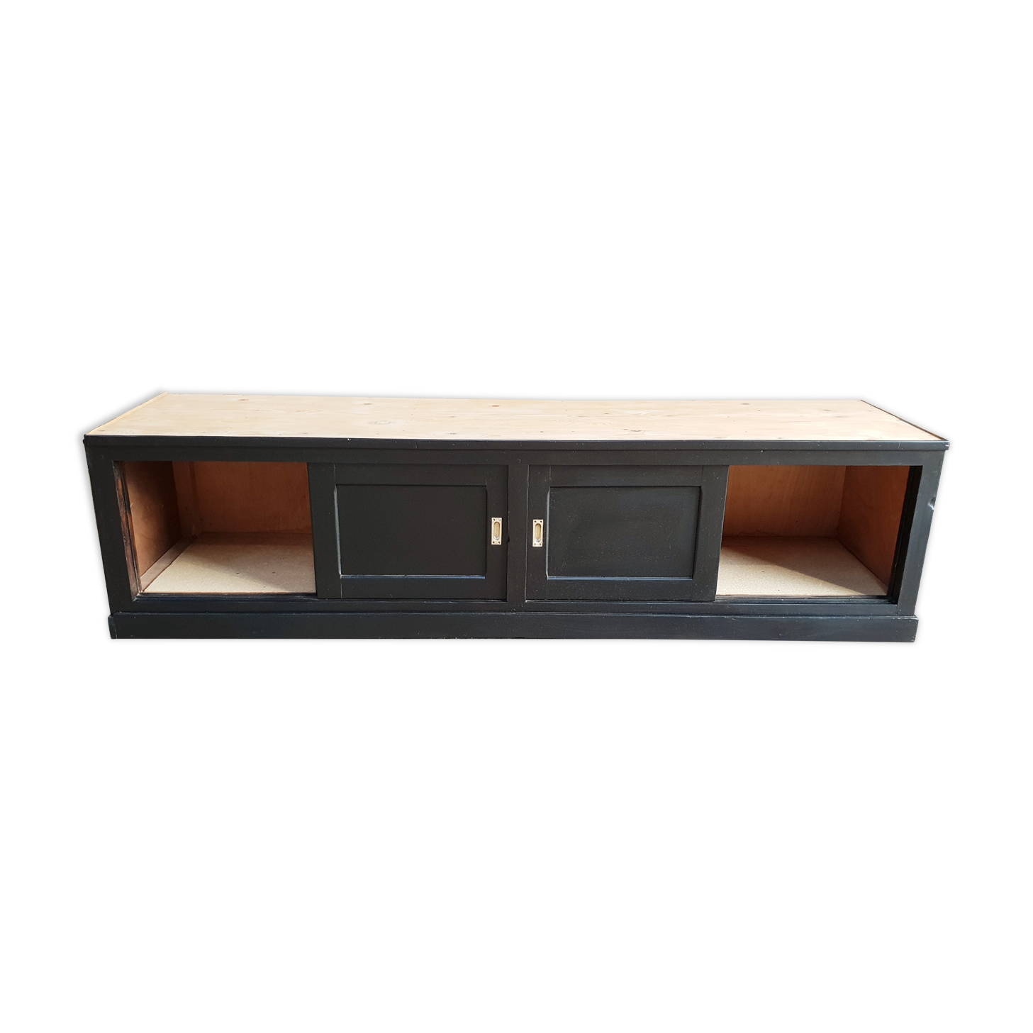 Trade furniture