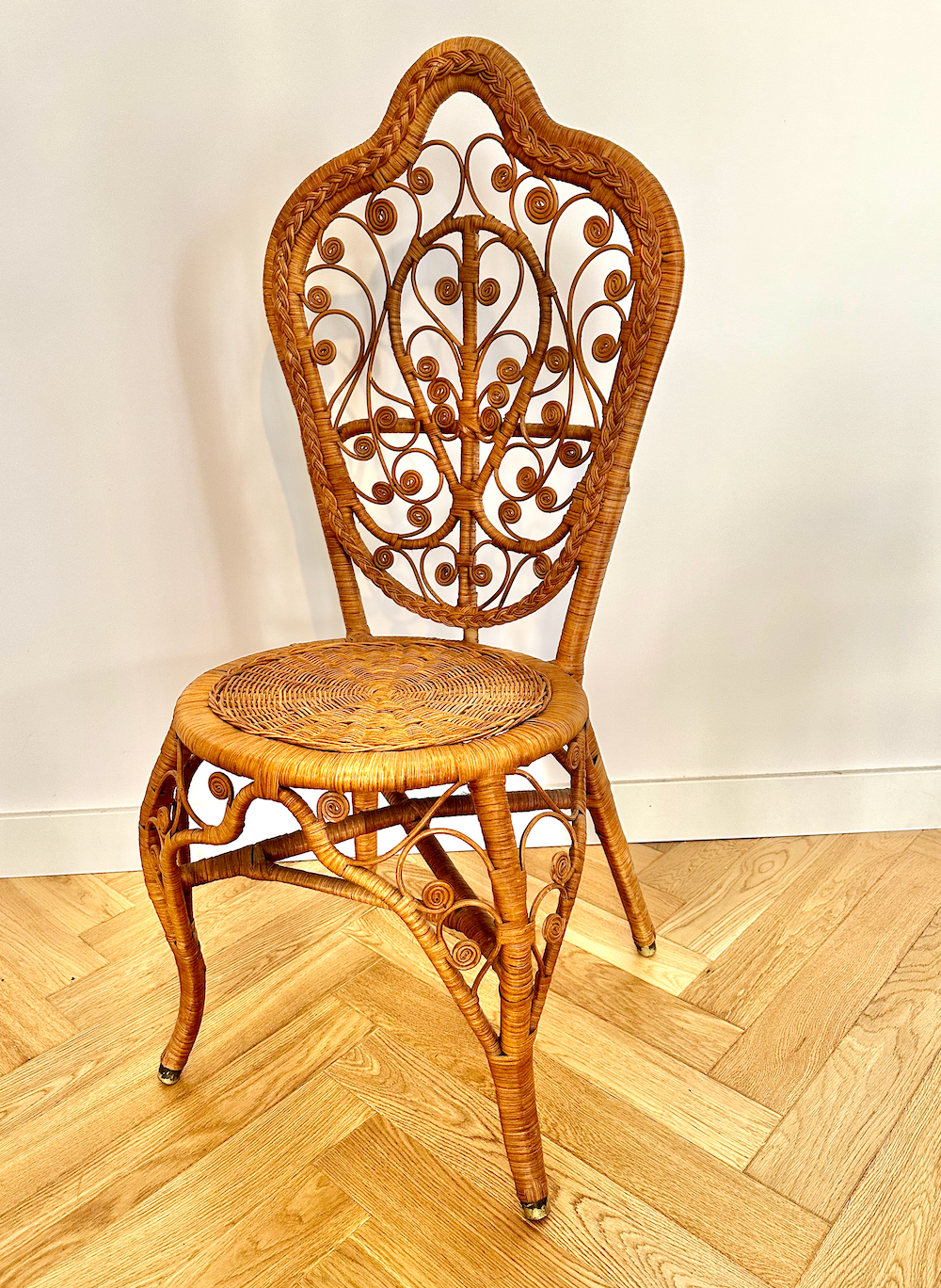 Rattan chair peacock inspiration Emmanuelle