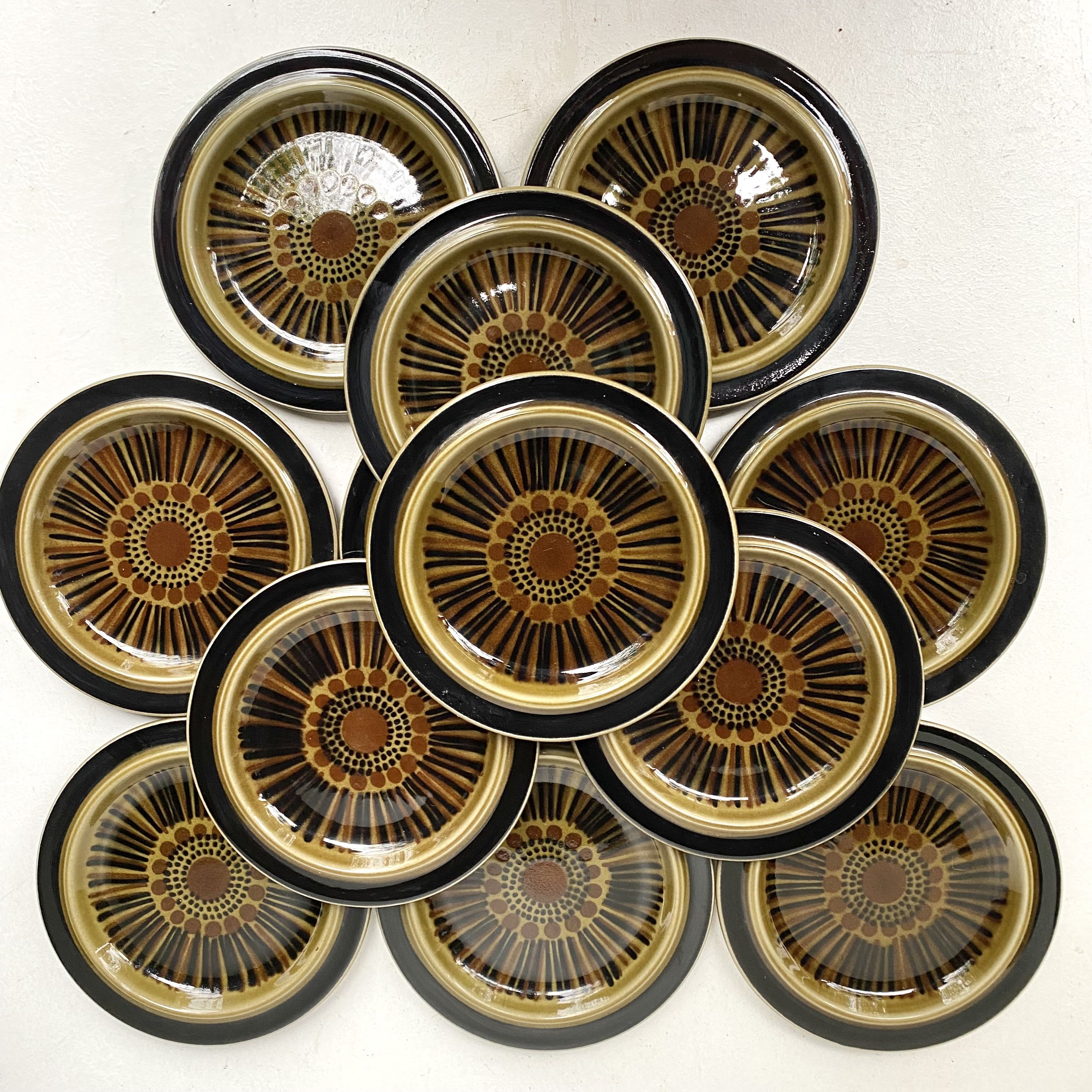 12 dessert plates in vintage ceramic Kosmos Arabia