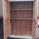 Armoire ancienne, début XIX°, patine peinte d’origine